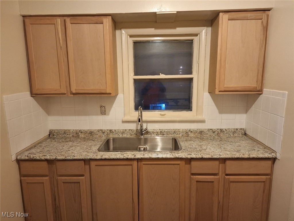 5650 Lafayette Avenue Maple Heights OH 44137