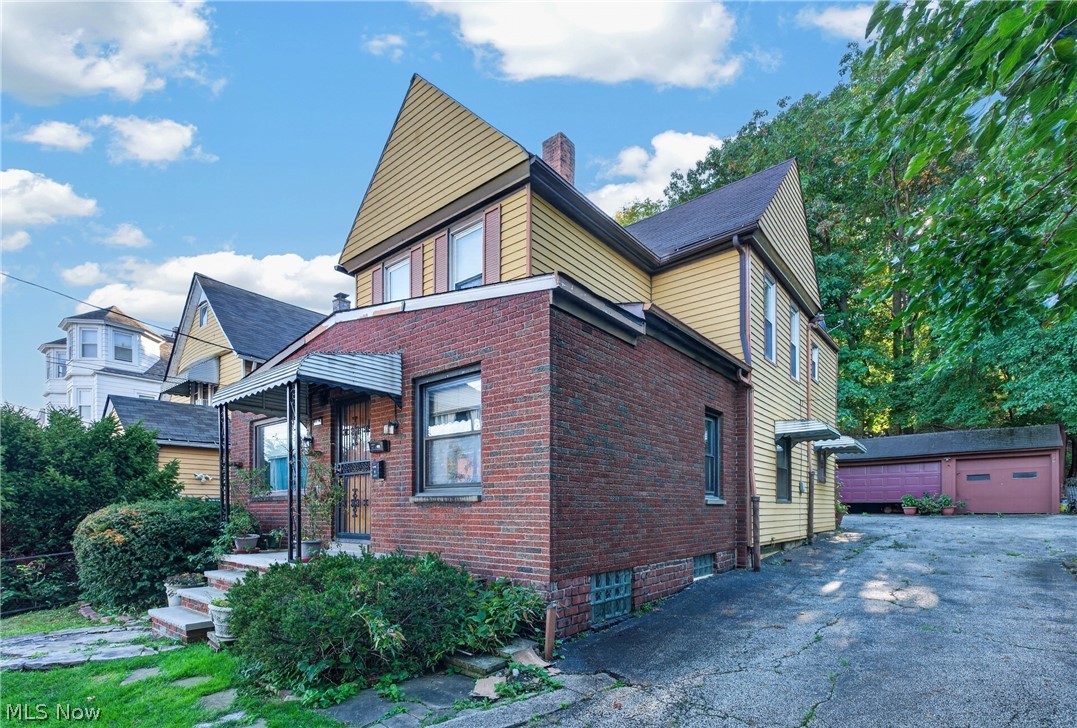 2117 Fairview Avenue Cleveland OH 44106