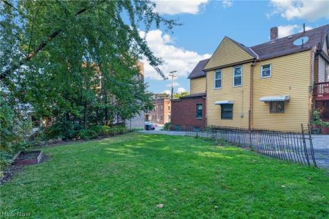 2117 Fairview Avenue Cleveland OH 44106