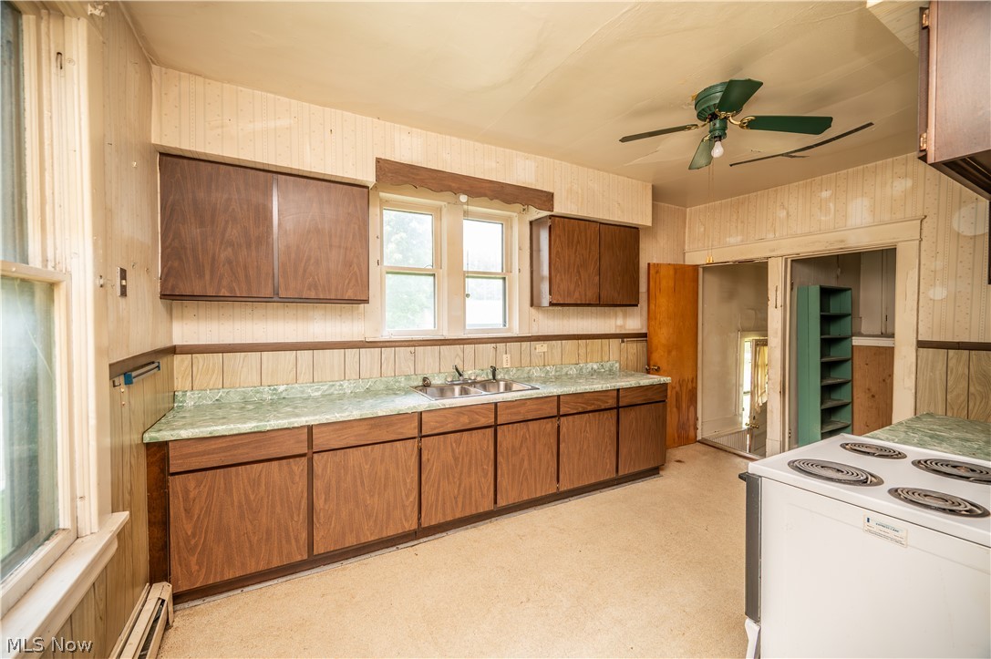 929 N Market Street Lisbon OH 44432