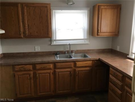 246 Center Road Bedford OH 44146