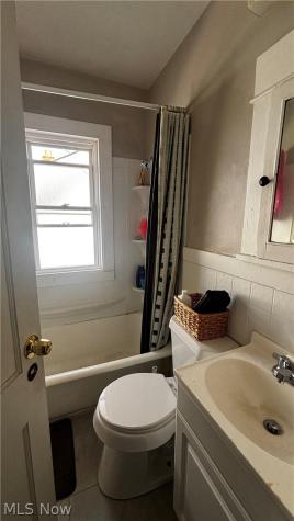 3234 W 110th Street Cleveland OH 44111