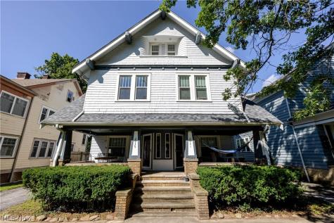 2939 E Derbyshire Road Cleveland Heights OH 44118