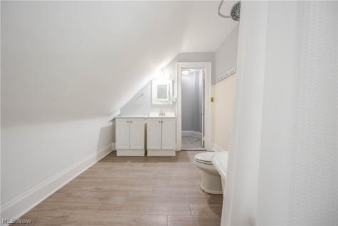 2939 E Derbyshire Road Cleveland Heights OH 44118