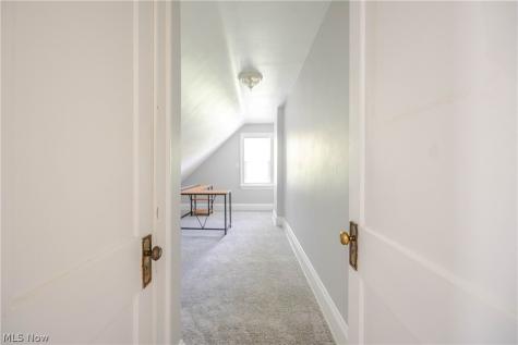 2939 E Derbyshire Road Cleveland Heights OH 44118
