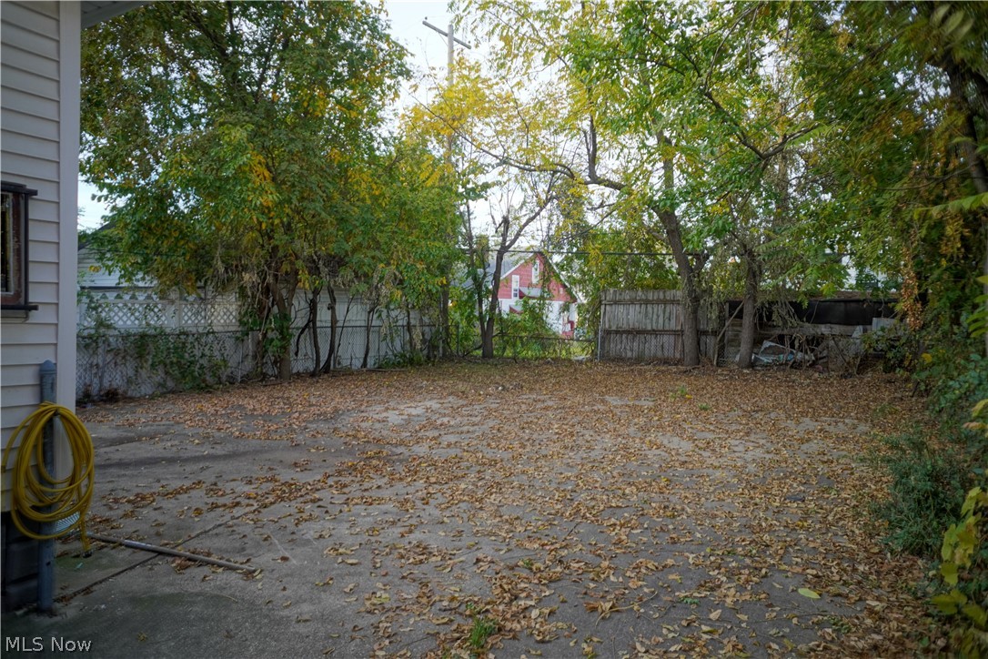 11721 Avon Avenue Cleveland OH 44105