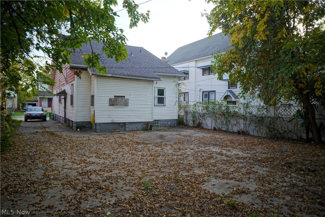 11721 Avon Avenue Cleveland OH 44105