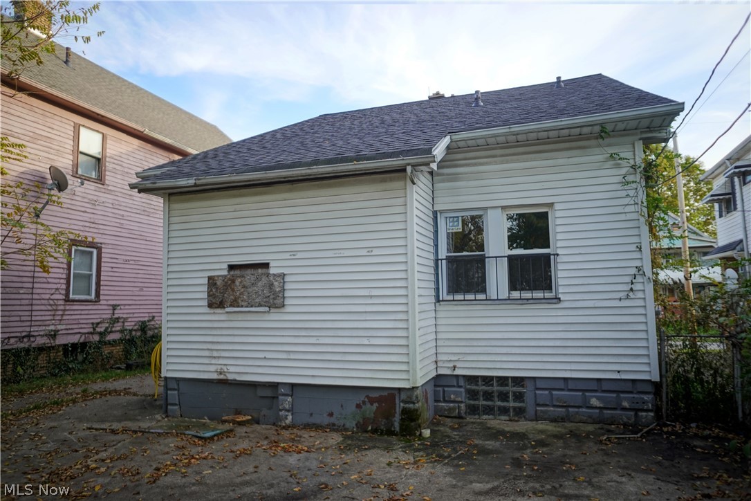 11721 Avon Avenue Cleveland OH 44105