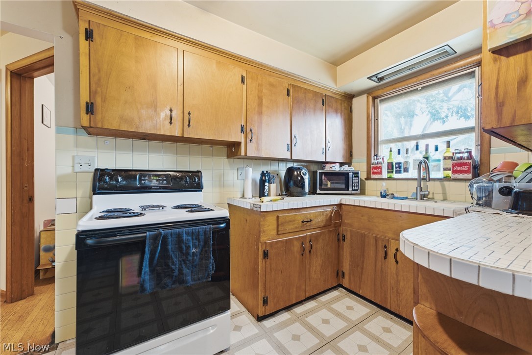 1319 18th Street NW Canton OH 44703