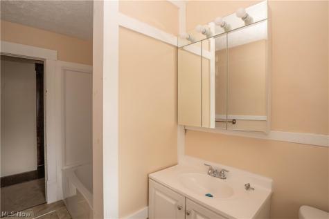 246-248 Park Avenue SW Canton OH 44706