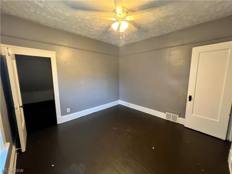 1910 Mayview Avenue Cleveland OH 44109