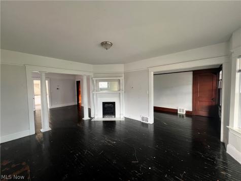 1910 Mayview Avenue Cleveland OH 44109