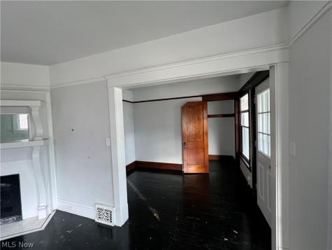 1910 Mayview Avenue Cleveland OH 44109