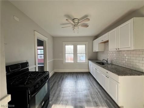 1910 Mayview Avenue Cleveland OH 44109