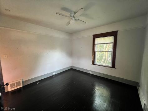 1910 Mayview Avenue Cleveland OH 44109