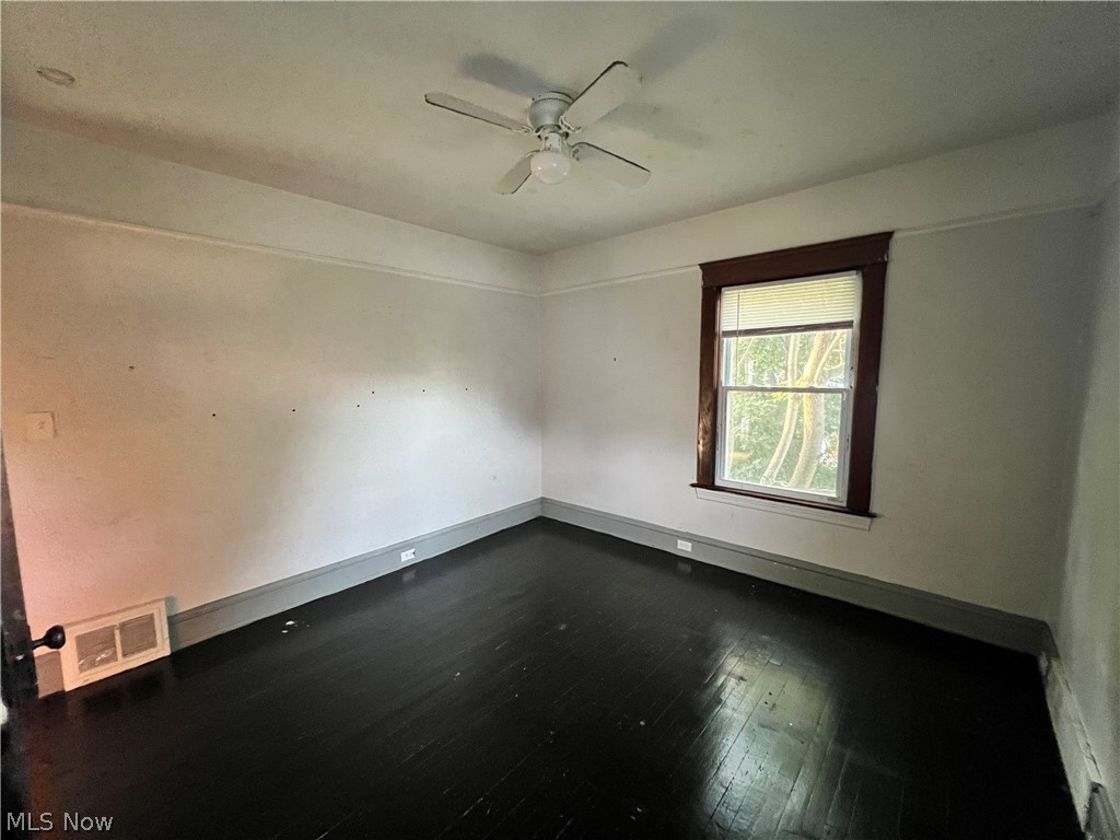 1910 Mayview Avenue Cleveland OH 44109