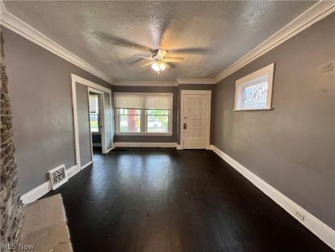 1910 Mayview Avenue Cleveland OH 44109