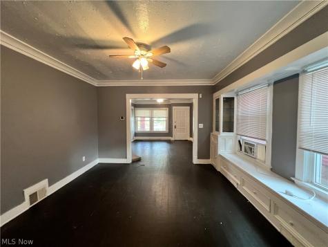 1910 Mayview Avenue Cleveland OH 44109