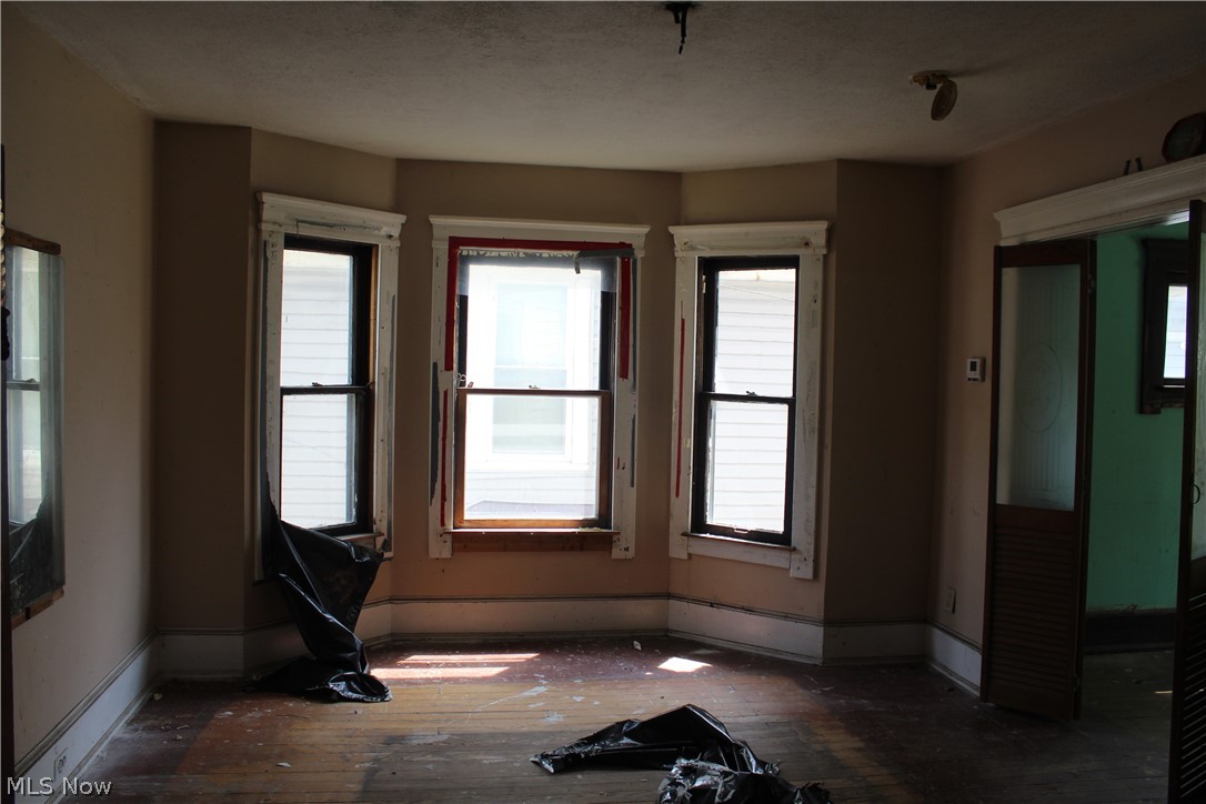 3261 Scranton Road Cleveland OH 44109
