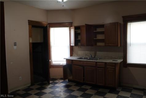 3261 Scranton Road Cleveland OH 44109