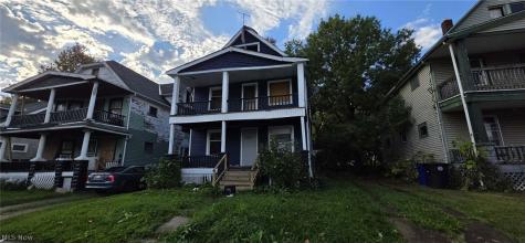 13614 Benwood Avenue Cleveland OH 44105