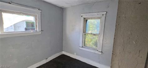 13614 Benwood Avenue Cleveland OH 44105