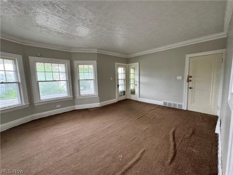 3455 E 142nd Street Cleveland OH 44120