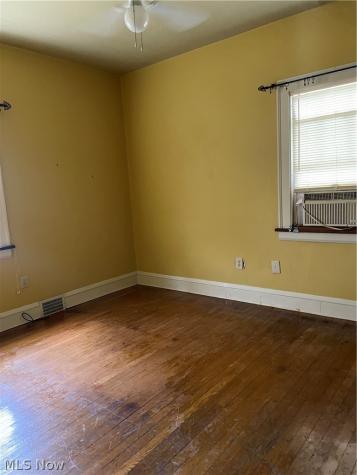 1283 W 89th Street Cleveland OH 44102
