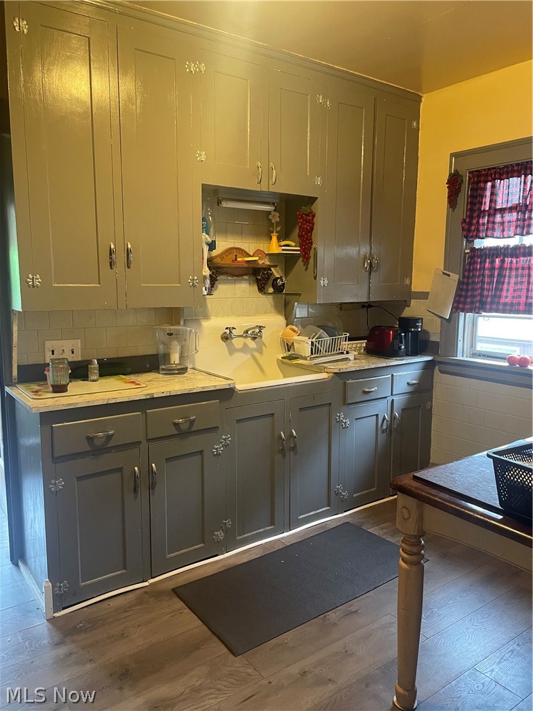 1283 W 89th Street Cleveland OH 44102