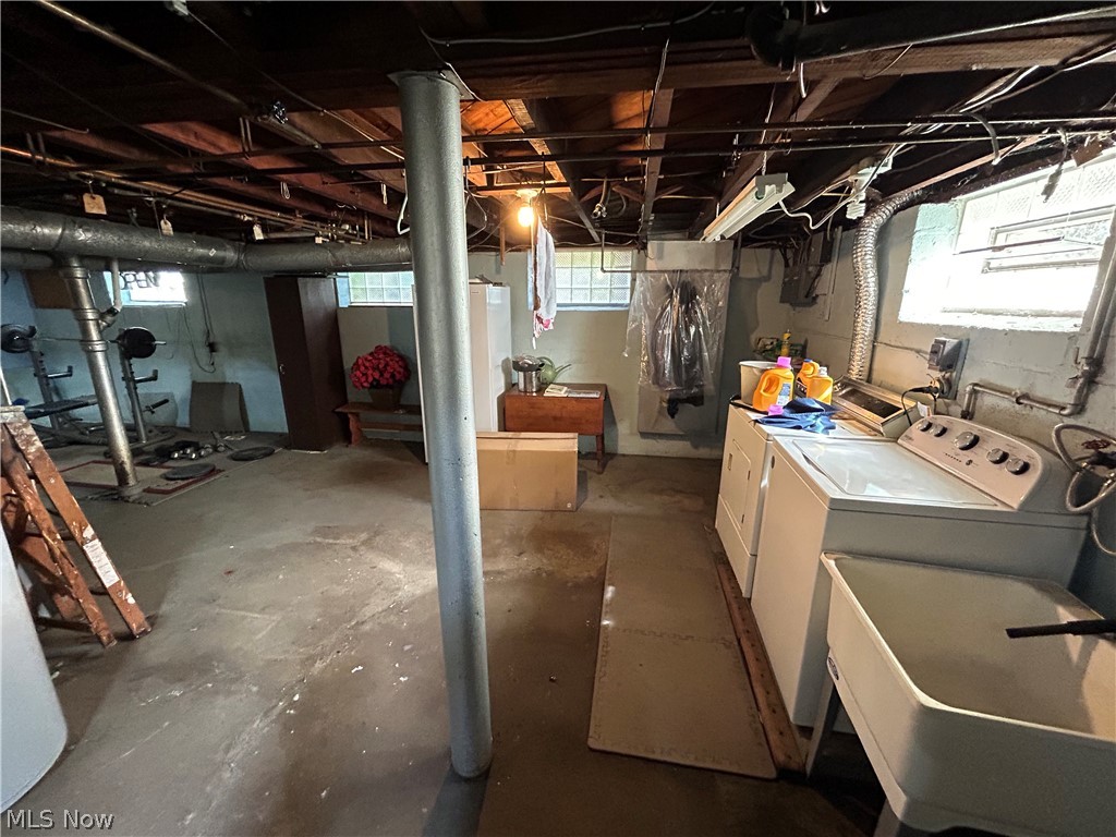 1283 W 89th Street Cleveland OH 44102