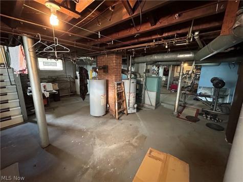 1283 W 89th Street Cleveland OH 44102