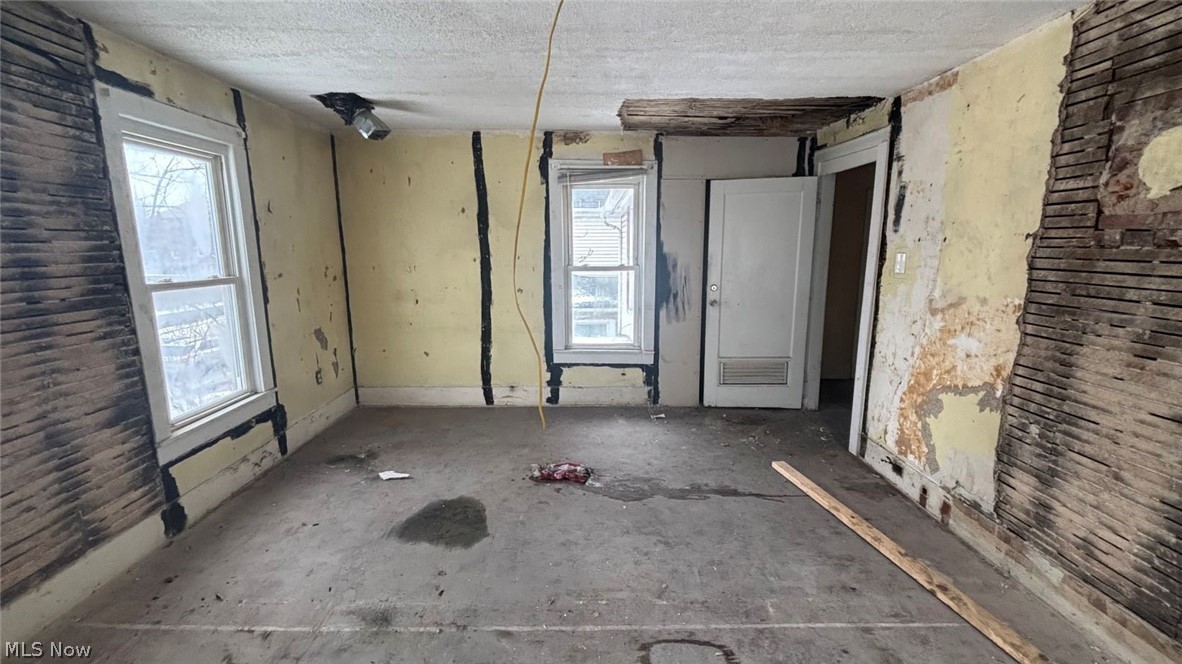756 Brown Street Akron OH 44311