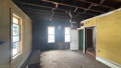 756 Brown Street Akron OH 44311