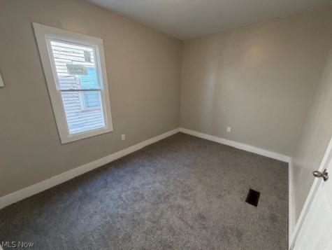1427 E 92nd Street Cleveland OH 44106