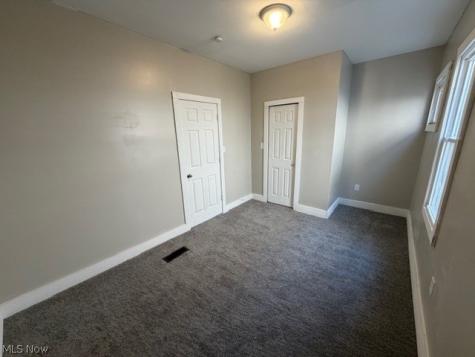 1427 E 92nd Street Cleveland OH 44106
