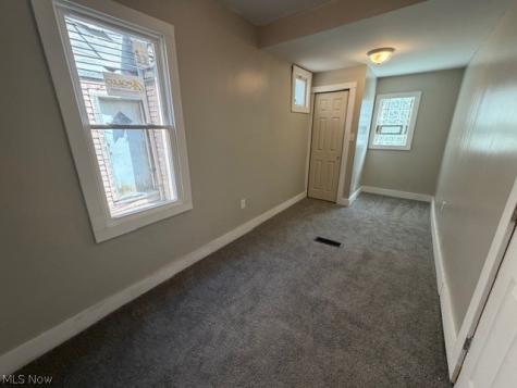 1427 E 92nd Street Cleveland OH 44106