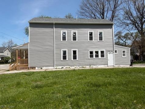 1427 E 92nd Street Cleveland OH 44106