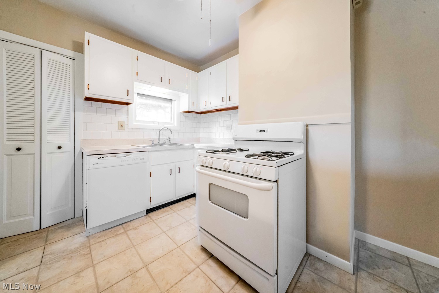 1674-76 Lincoln Avenue Lakewood OH 44107