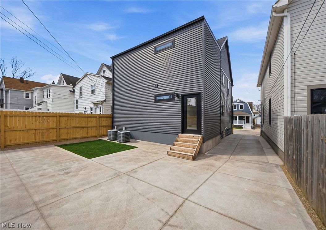 1345 W 67th Street Cleveland OH 44102