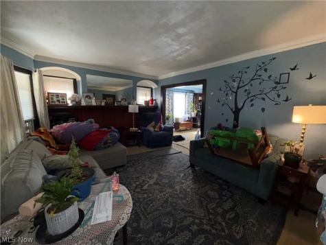 18017 Olympia Road Cleveland OH 44112
