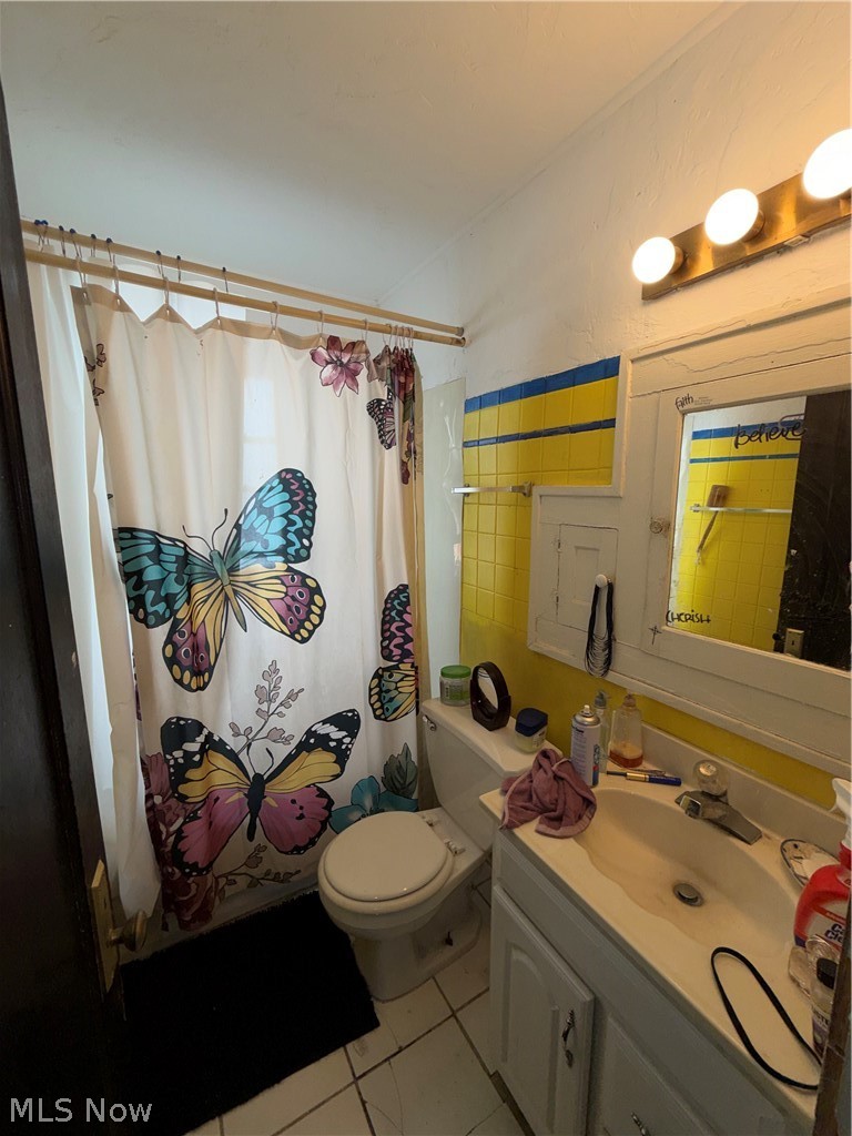18017 Olympia Road Cleveland OH 44112