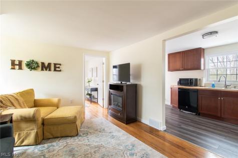 7217 Pennsylvania Avenue Youngstown OH 44514