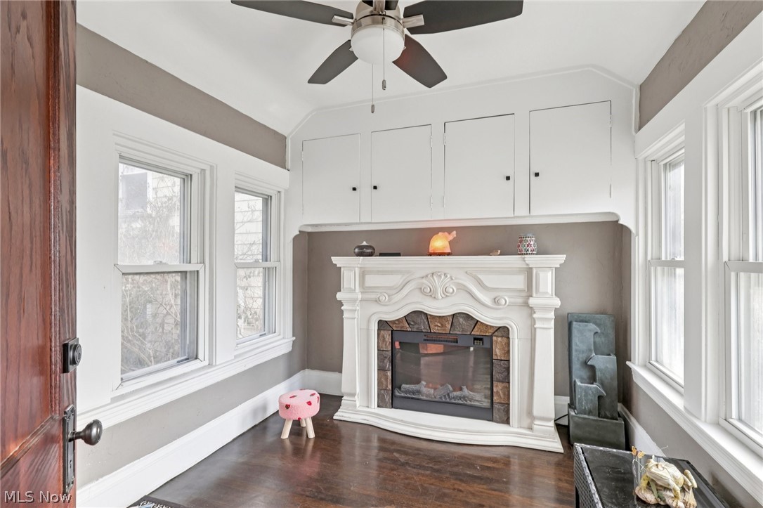 9407 Clifton Boulevard Cleveland OH 44102
