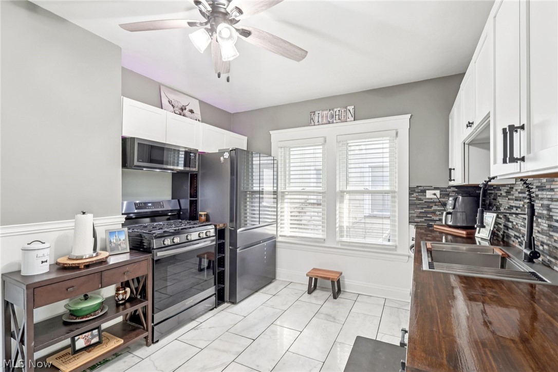9407 Clifton Boulevard Cleveland OH 44102