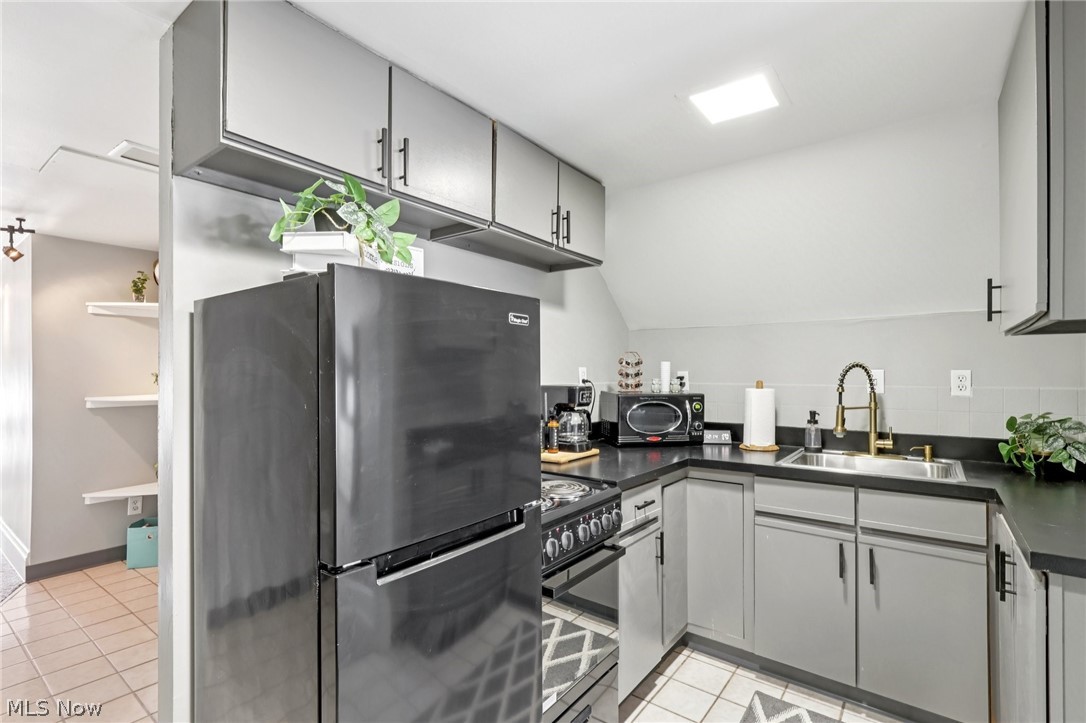9407 Clifton Boulevard Cleveland OH 44102