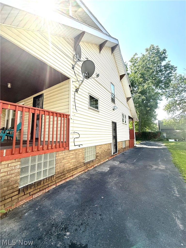15910 Arcade Avenue Cleveland OH 44110