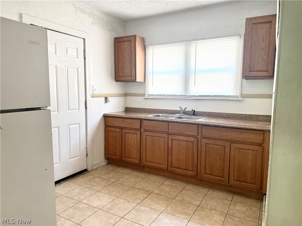 15910 Arcade Avenue Cleveland OH 44110