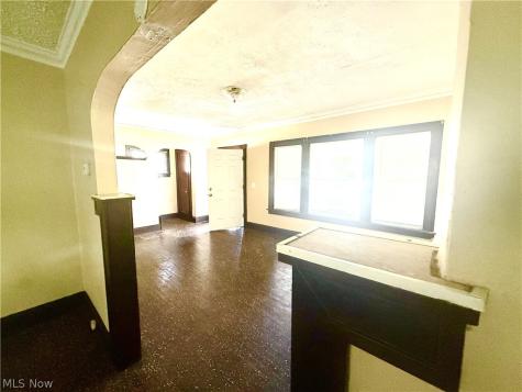 15910 Arcade Avenue Cleveland OH 44110