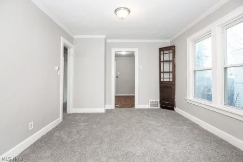 7610 Dearborn Avenue Cleveland OH 44102
