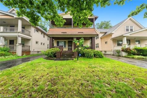 11224 Parkview Avenue Cleveland OH 44104